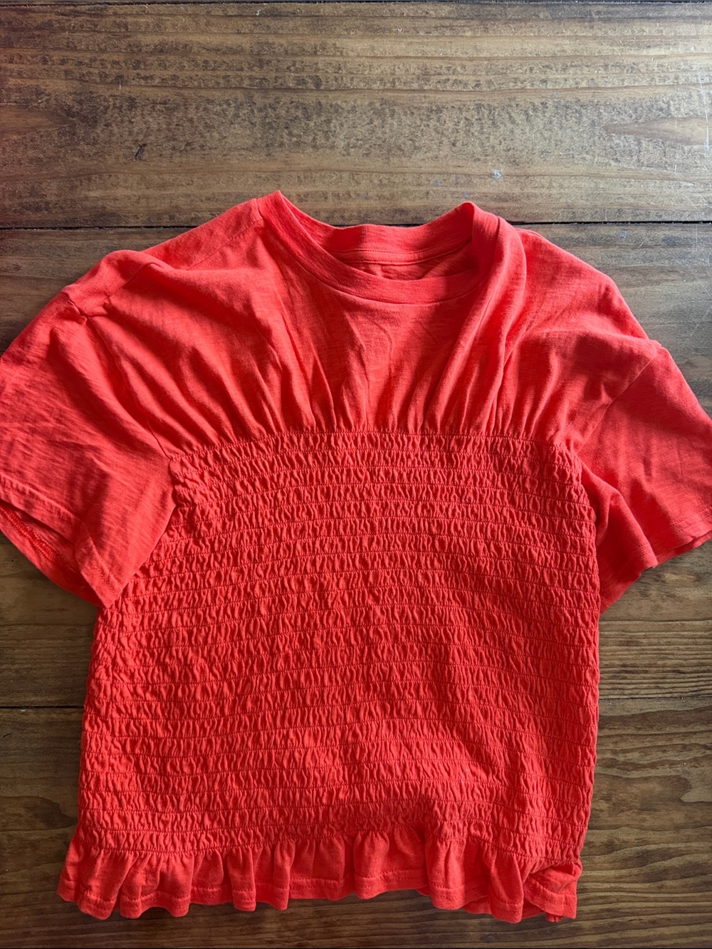 Aerie Women’s Short Sleeve Smocked Top in Bright red